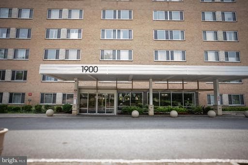 1900 LYTTONSVILLE ROAD 514
