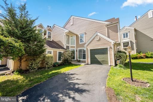 43793 STONEBRIDGE DRIVE - Photo 1