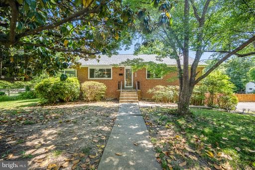 4037 OXFORD STREET - Photo 1
