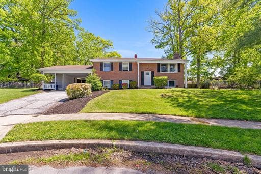 5 WHITE BIRCH COURT - Photo 1