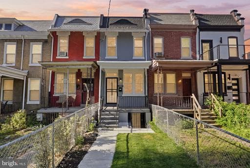 1209 SHEPHERD STREET