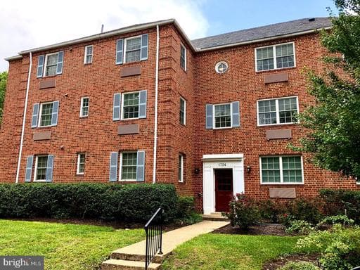 1734 W Abingdon Dr, Alexandria, VA 22314-1049, United States