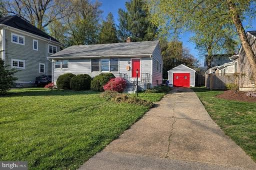 4113 KNOWLES AVENUE - Photo 1
