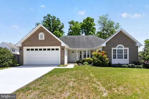 2604 MEADOWSWEET DRIVE
