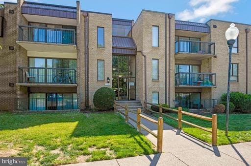 7589 MARGATE COURT 201 - Photo 1