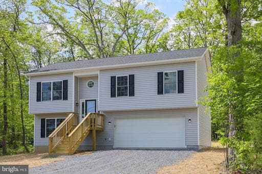 231 WINCHESTER DRIVE - Photo 1