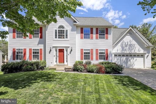 8 MADRIGAL COURT - Photo 1