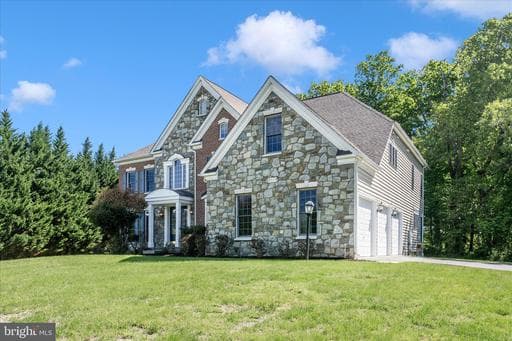 7011 Cypress Hill Dr, Gaithersburg, MD 20879-4989, United States