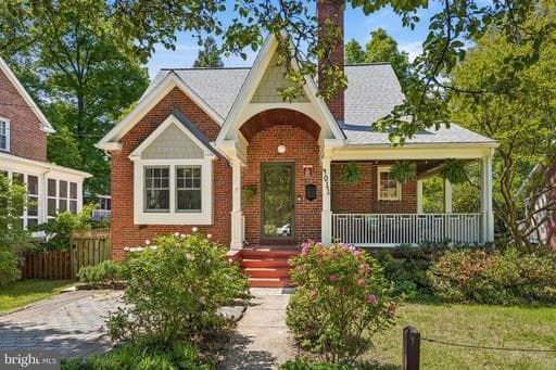 4011 OGLETHORPE STREET - Photo 1