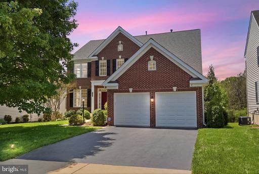 9038 Merlot Ct, Bristow, VA 20136-5808, United States - Photo 1