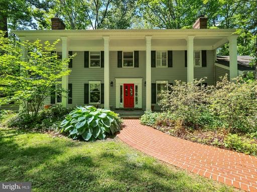 9204 FALLS BRIDGE LANE - Photo 1