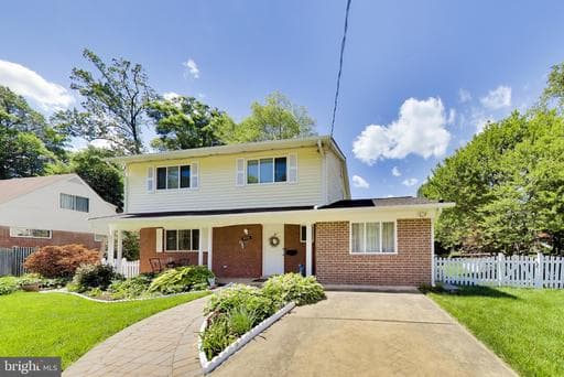 5510 EASTBOURNE DRIVE - Photo 1