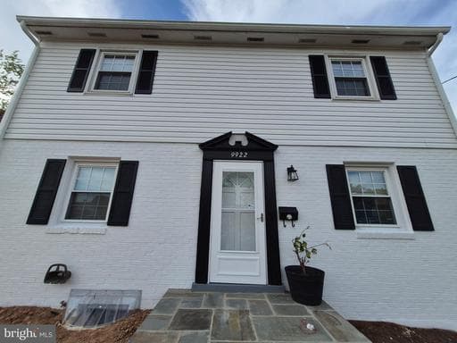 9922 HENRICO STREET - Photo 1