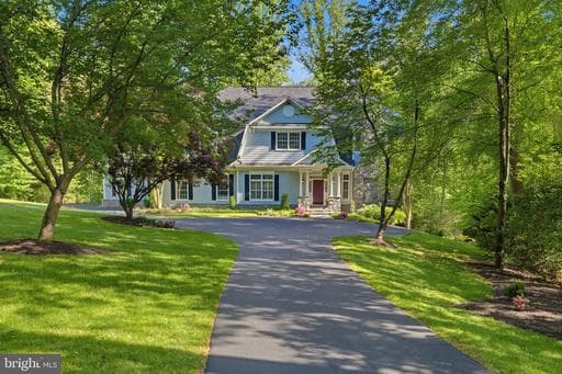 1133 Springvale Rd, Great Falls, VA 22066-1734, United States - Photo 1