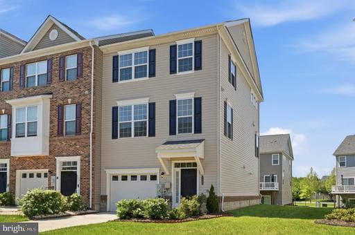 9540 JOHN LOCKE WAY - Photo 1