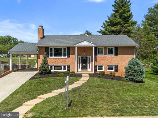 7530 FAIRWOOD LANE - Photo 1