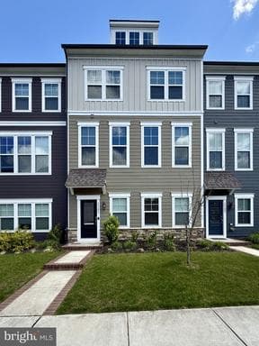 1761 AUTUMN MAPLE LEAF DRIVE - Photo 1