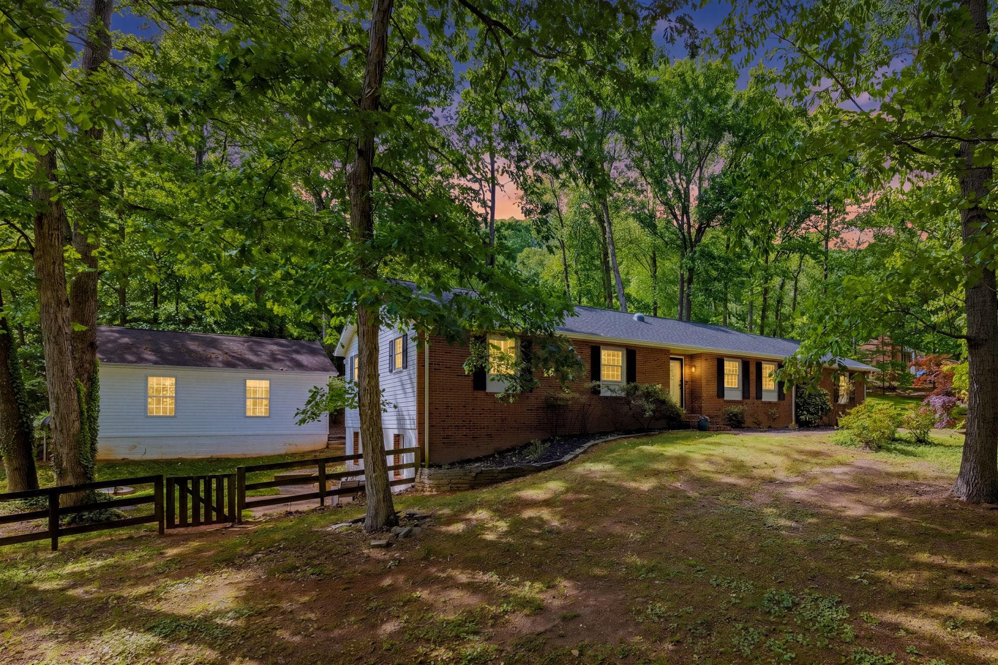 7300 Earlys Rd, Warrenton, VA 20187-4523, United States - Photo 1