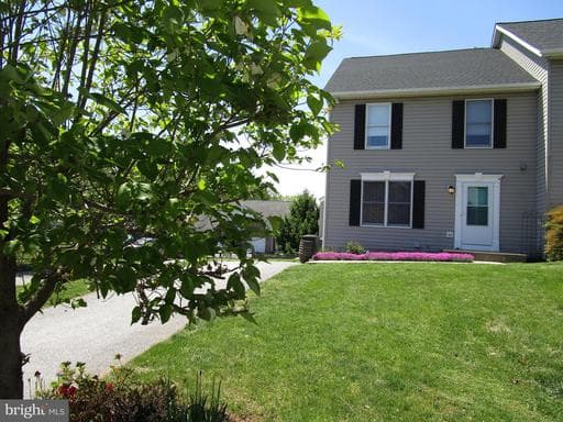 529 GENTRY COURT - Photo 1