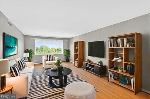 8315 N BROOK LANE 2-1004