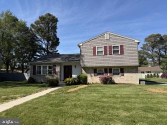 8 SHAWNEE ROAD - Photo 1