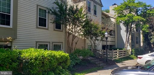 2237 Lovedale Ln, Reston, VA 20191-2365, United States