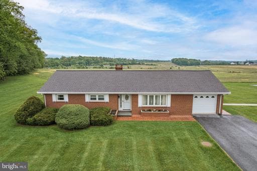 717 N HOUCKSVILLE ROAD - Photo 1