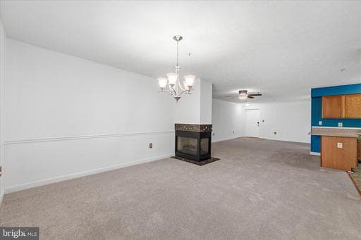 631 ADMIRAL DRIVE 302 - Photo 1