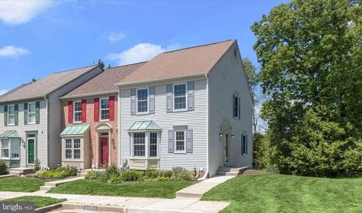 8800 MANAHAN DRIVE - Photo 1