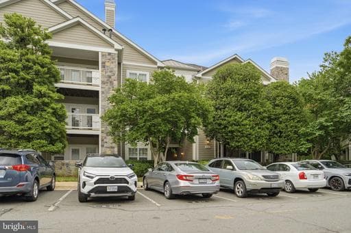 1720 LAKE SHORE CREST DRIVE 36