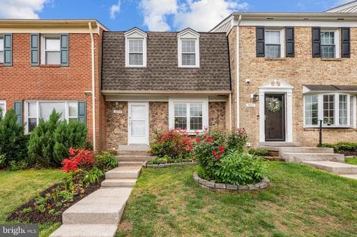 3089 TECUMSEH COURT - Photo 1