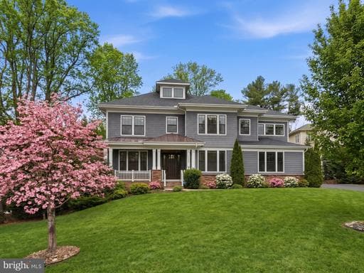 2867 Hill Rd, Vienna, VA 22181-5363, United States - Photo 1