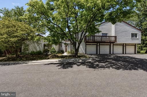 1912 TUPELLO PLACE - Photo 1