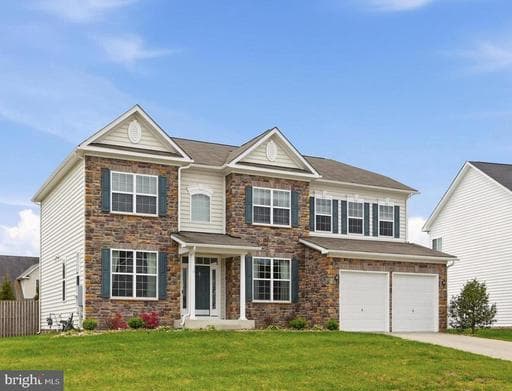 223 DARTMOOR DRIVE - Photo 1