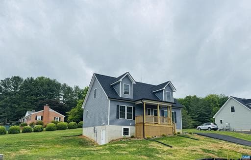 200 ROBIN HOOD RD,STAUNTON,VA,24401,STAUNTON CITY - Photo 1