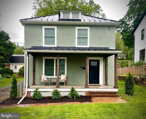 179 WATERLOO STREET - Photo 1