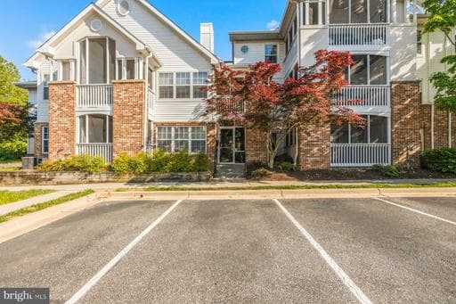 6500 LAKE PARK DRIVE 202 - Photo 1