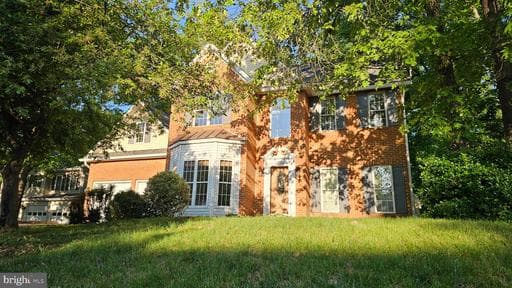 114 SETTLERS CIRCLE