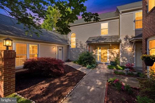4708 COLONEL ASHTON PLACE 424