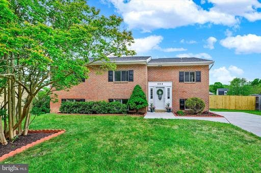 304 LIONSHEART GLEN - Photo 1