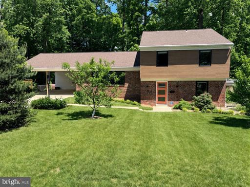 6131 SHERBORN LANE - Photo 1