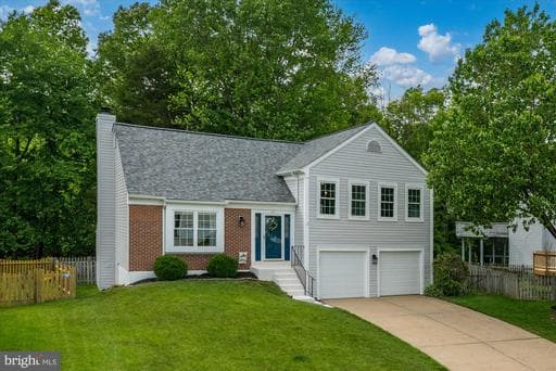 27 BRINKS COURT - Photo 1