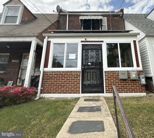 1896 Savannah Pl SE, Washington, DC 20020-2104, United States - Photo 1