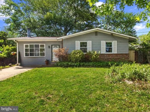 7607 LATHAM AVENUE - Photo 1