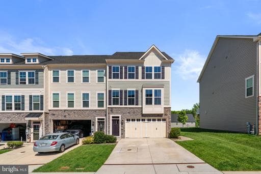 733 IRON GATE ROAD - Photo 1