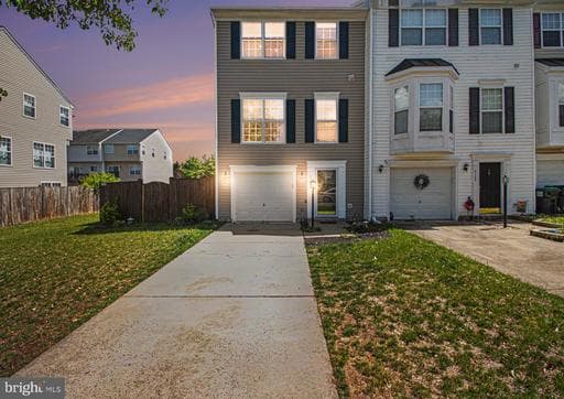 6182 Newton Ln, Bealeton, VA 22712-5615, United States - Photo 1