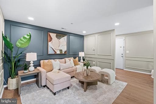 13128 Wonderland Way, Germantown, MD 20874-2301, United States - Photo 1