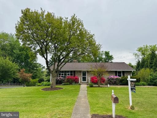 1617 DAVINDA DRIVE - Photo 1