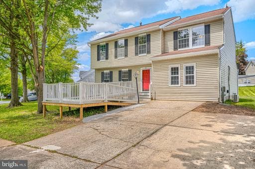20 Sunrise Ct, Randallstown, MD 21133-3629, United States - Photo 1