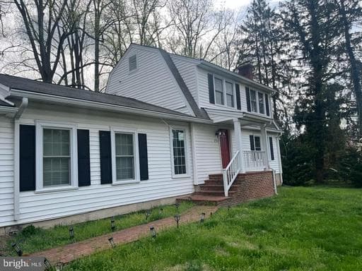 2722 CHAIN BRIDGE ROAD - Photo 1